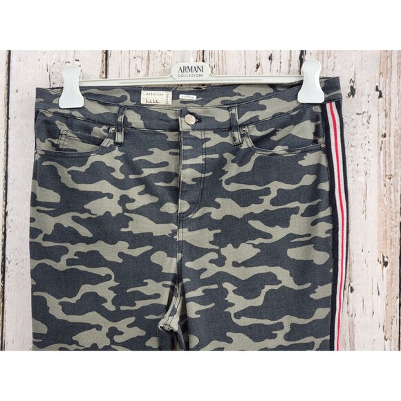 Artilier Nicole Miller 32 Camo Skinny Jeans Side Stripe Denim Stretch Ankle EUC - Picture 2 of 15